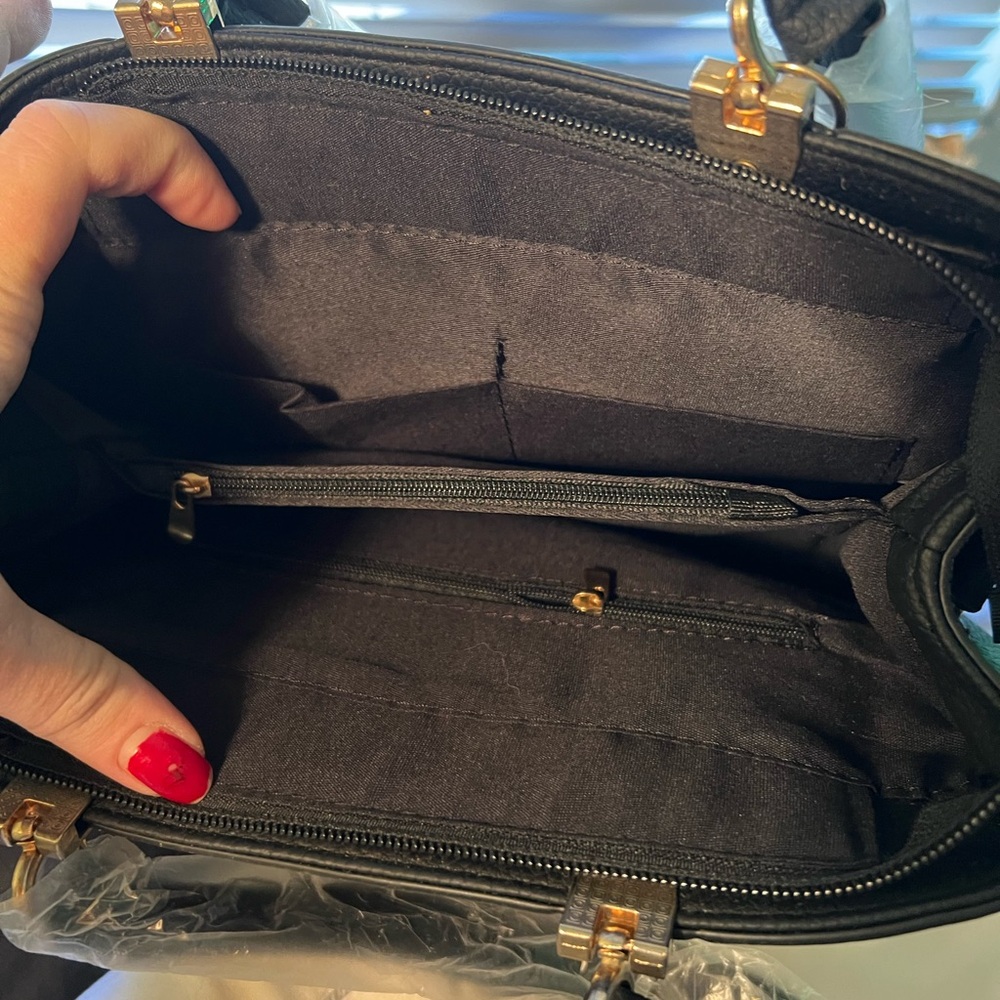 Alarion satchel purse - Picture 4 of 4